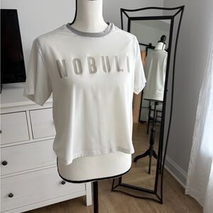 NOBULL White Short-Sleeve Cropped Logo Tee with Gray Trim